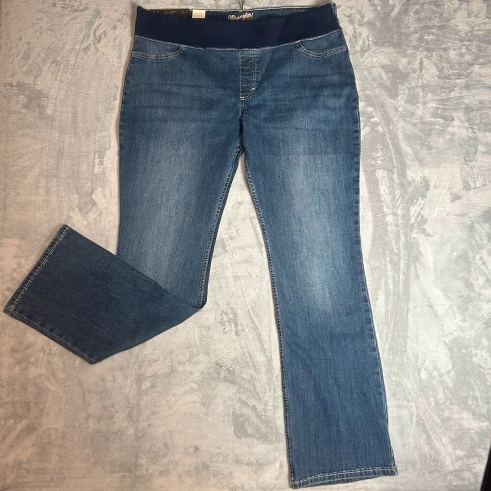 Women's Wrangler maternity jeans